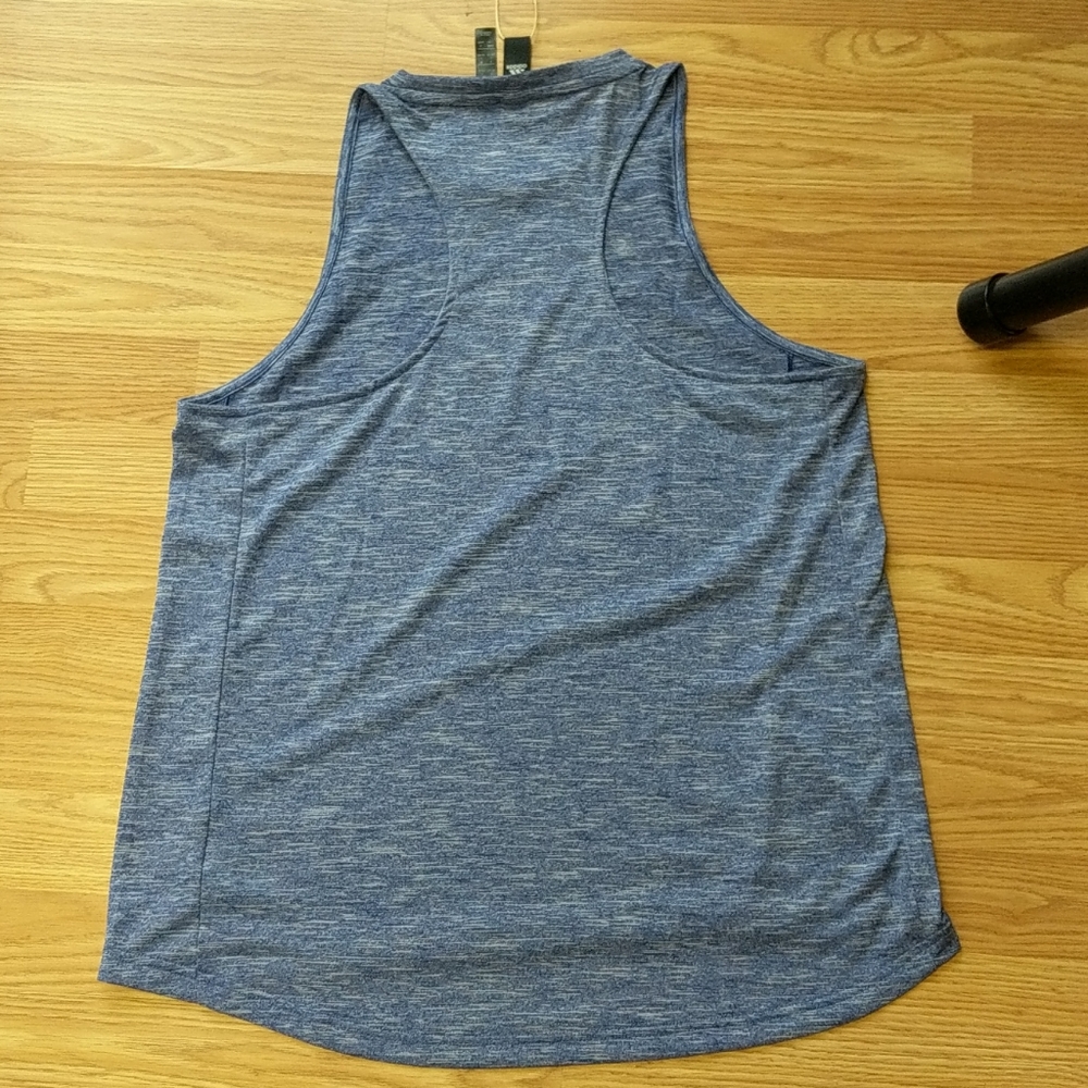 NWT Adidas Top - Picture 9 of 9